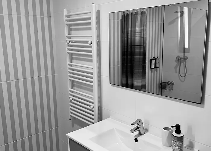 Meirinha House * 비아나도카스텔로