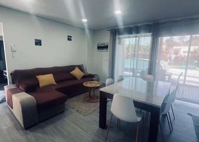 샬레 Meirinha House