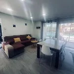 Chalet Meirinha House
