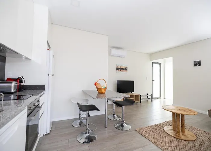 Chalet Meirinha House